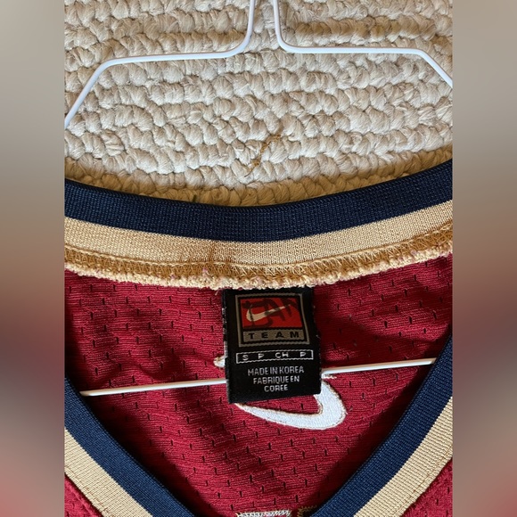 Vintage Nike LeBron James Cleveland Cavaliers Jersey Size small - Picture 3 of 3